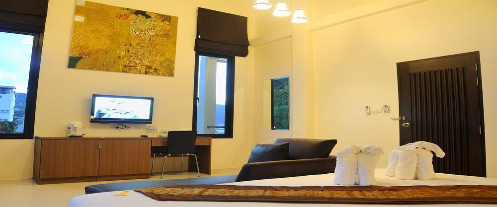 The Wave Hotel Patong Sha Phuket Exterior photo